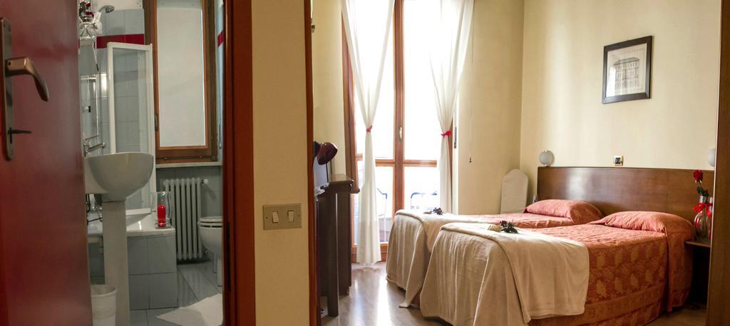 Domus Hotel アレッサンドリア エクステリア 写真
